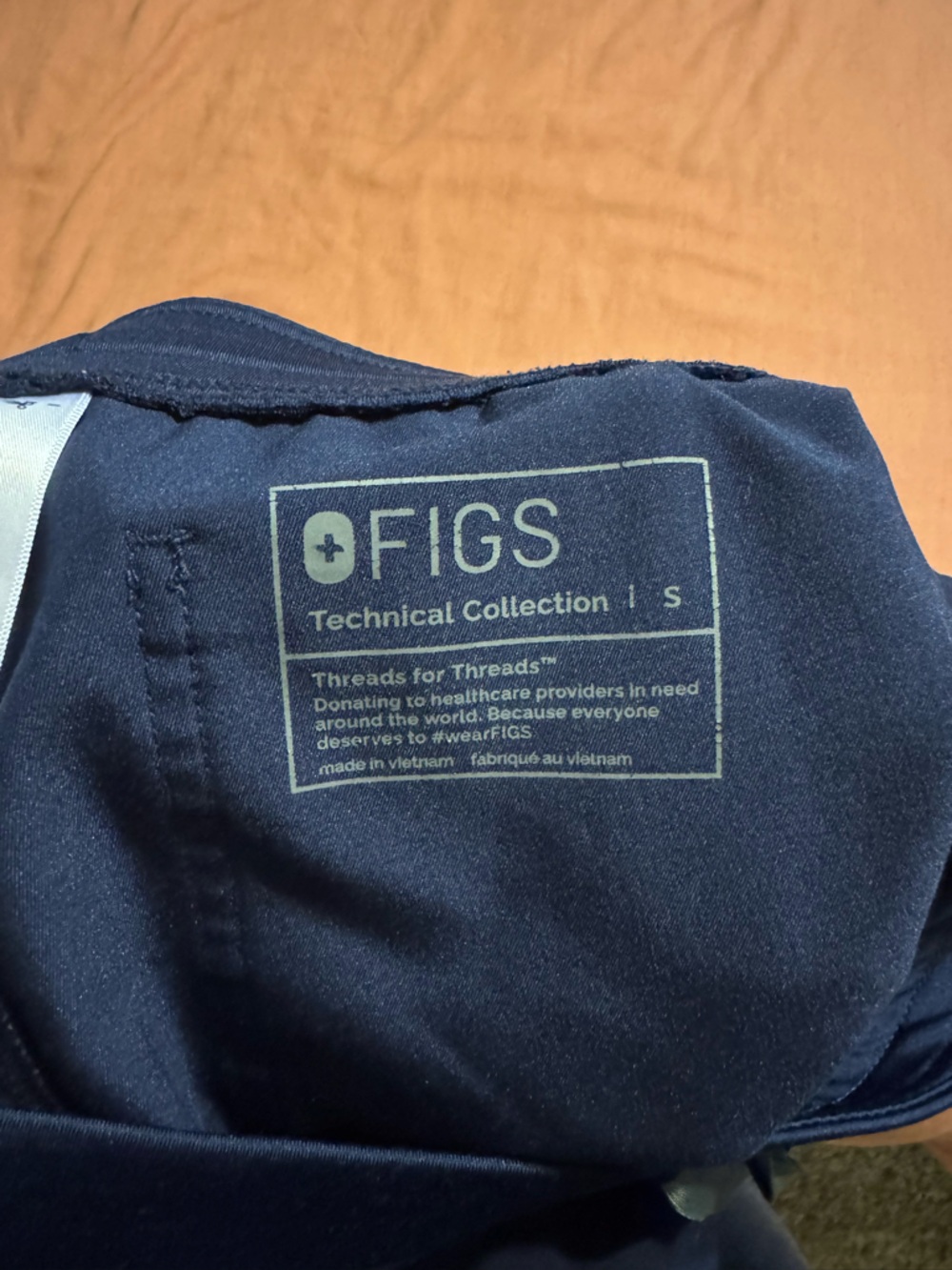 FIGS Women’s Navy Blue Livingston Scrub Pants - Picture 3 of 3